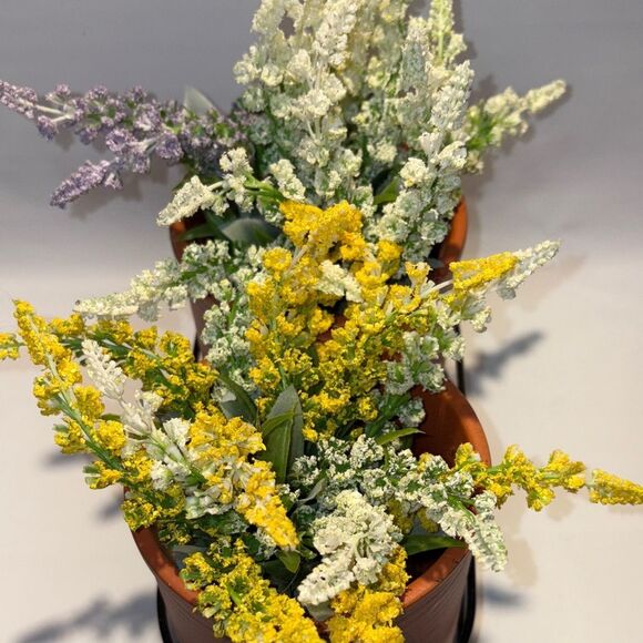 Terracotta Planters with Flowers - Picture 8 of 8